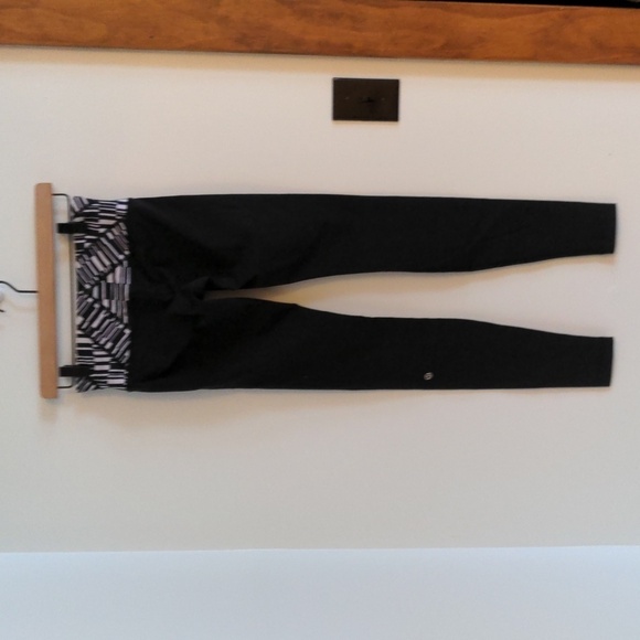 Lululemon Wunder Under Black Full Length Leggings - Picture 2 of 3